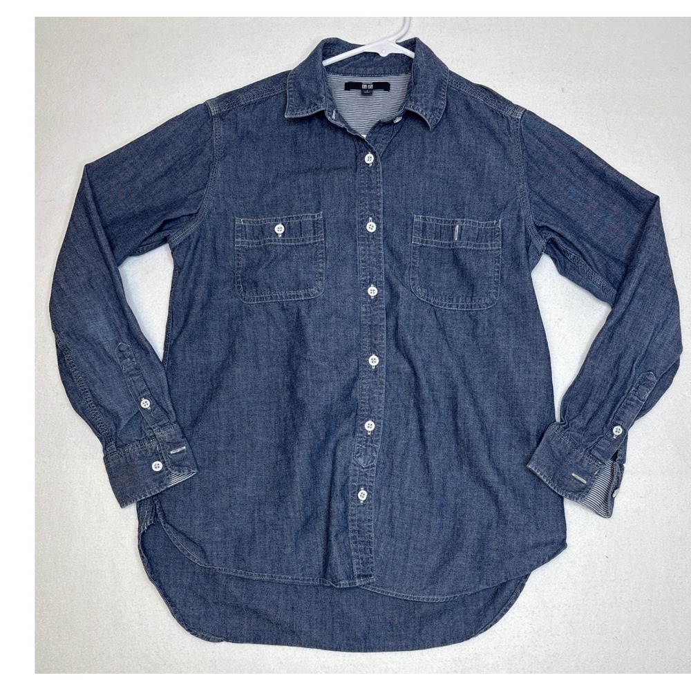 Uniqlo Womens Shirt Chambray Button Down Long Sleeve Small Blue